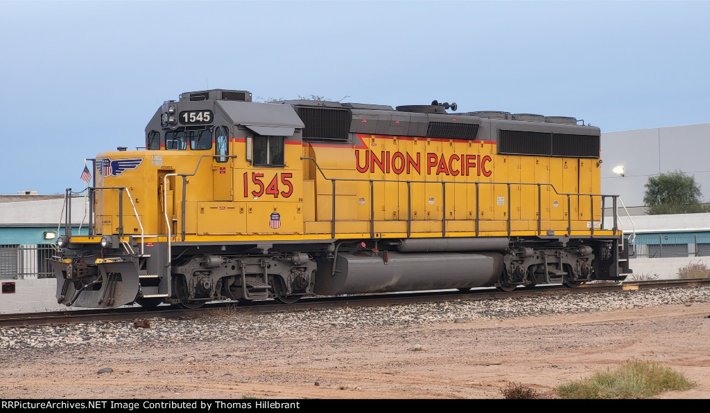 UP GP40-2 1545